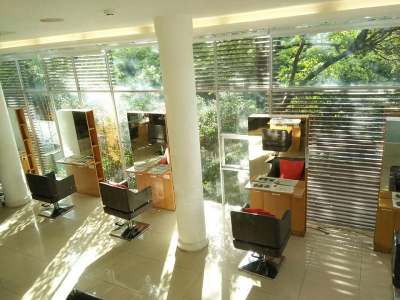 không gian rộng rãi J-First Tokyo